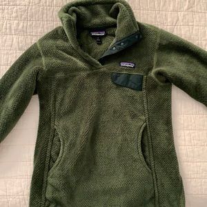 Patagonia Women’s collared sweater, very lightly worn.